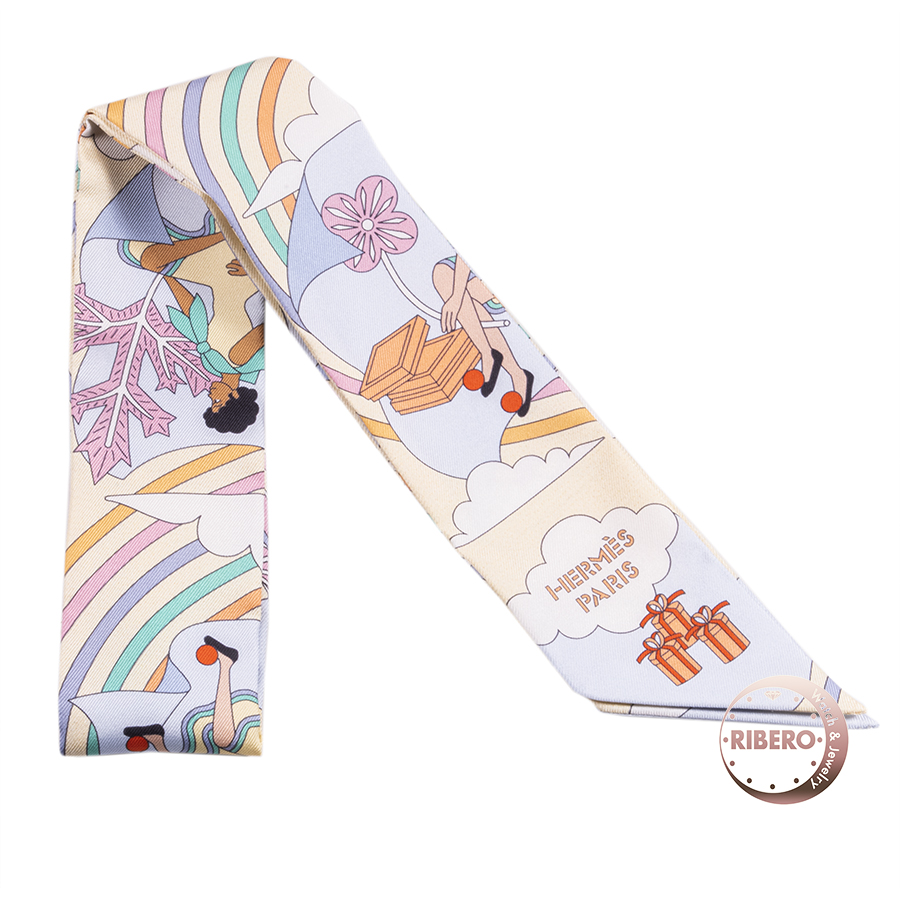 エルメス Carres Volants 空飛ぶカレ 063849S 19 ツイリー 2022SS スカーフ