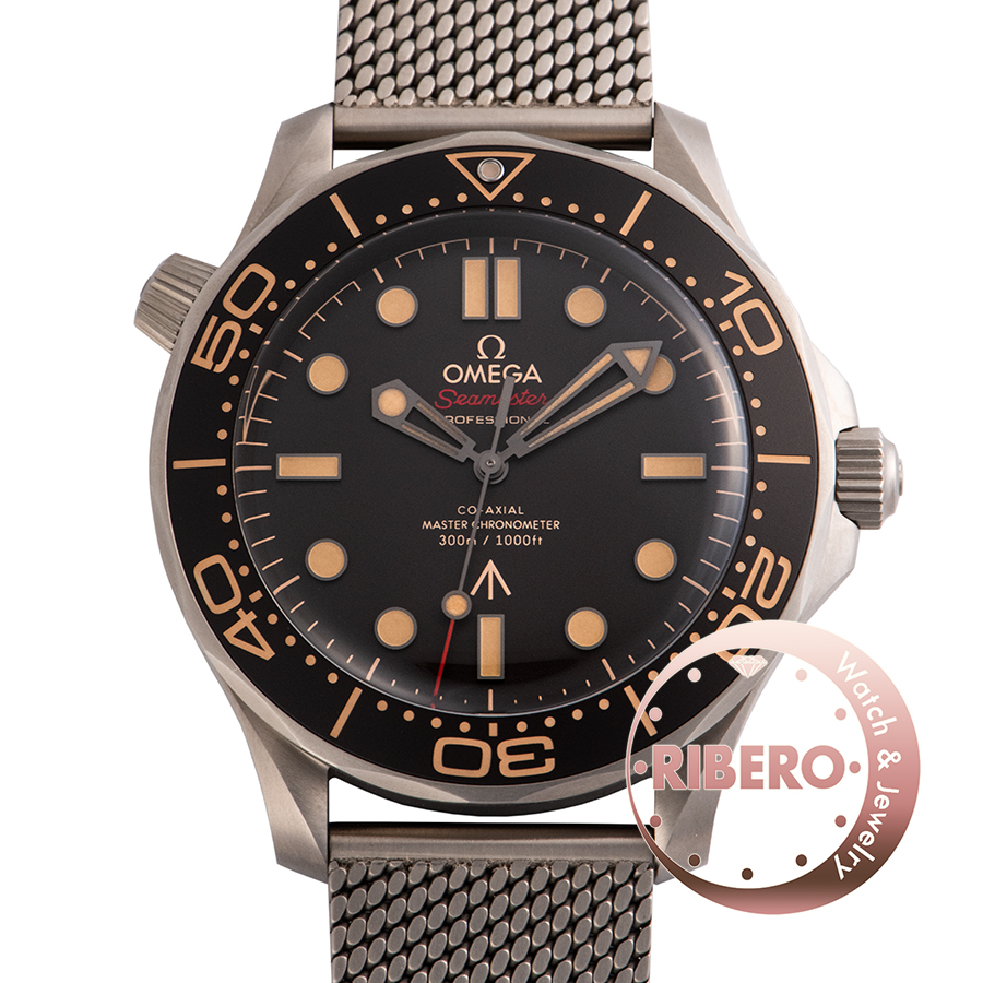 オメガ シーマスター ダイバー300 コーアクシャル マスター クロノメーター 007 エディション 210.90.42.20.01.001